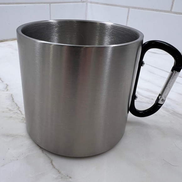 16 fl oz SilverClip Mug-
TARGET Bullseye's
Playground ™ Carabiner
Handle NWT - Picture 1 of 6
